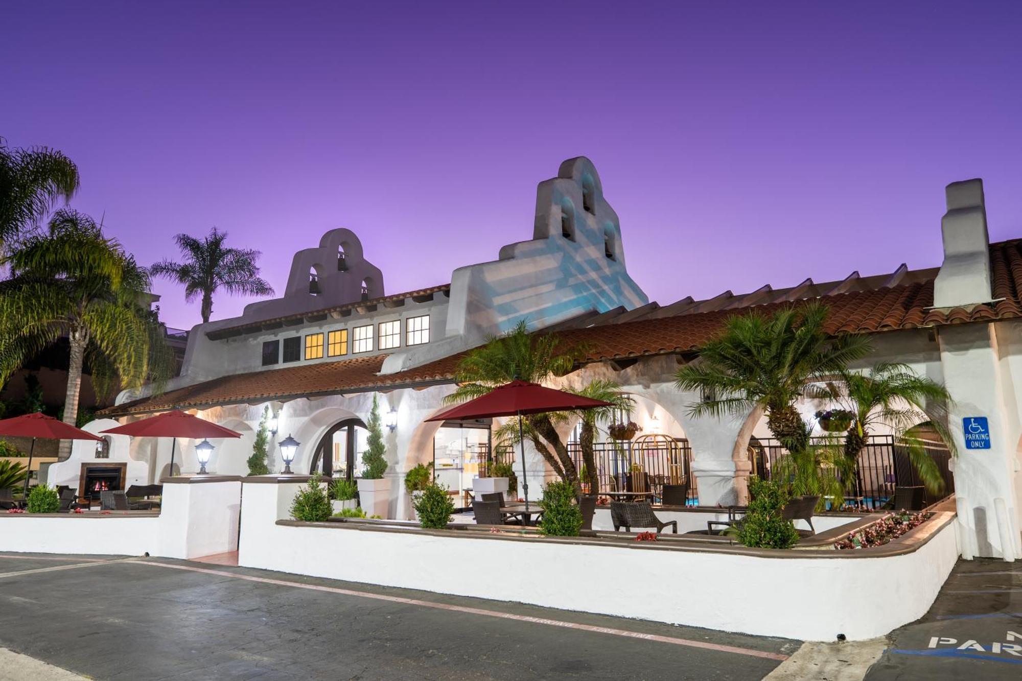 Where to Stay Near O'Neill Museum: 8 Budget Hotels in Dana Point