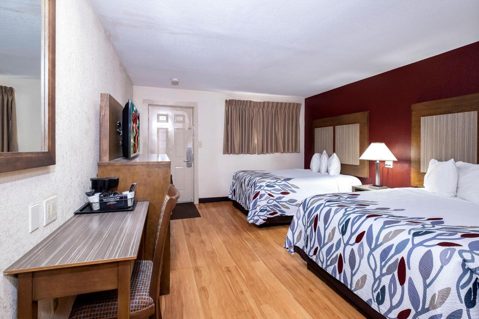 4 Cheap Hotels Near Sea Girt Mall for Smart Travelers