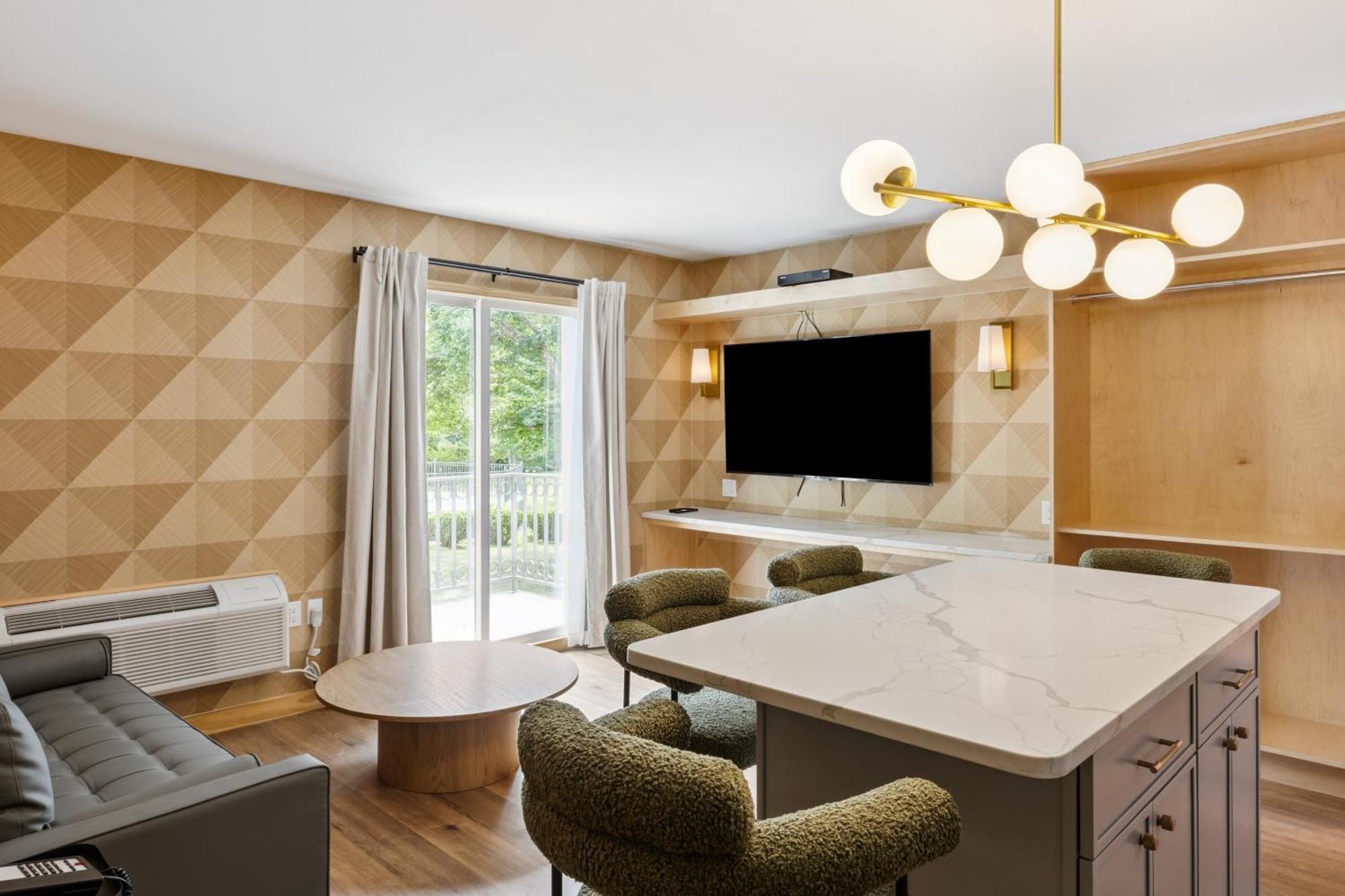 9 Smart Resort Hotels in New York Metro Worth Booking