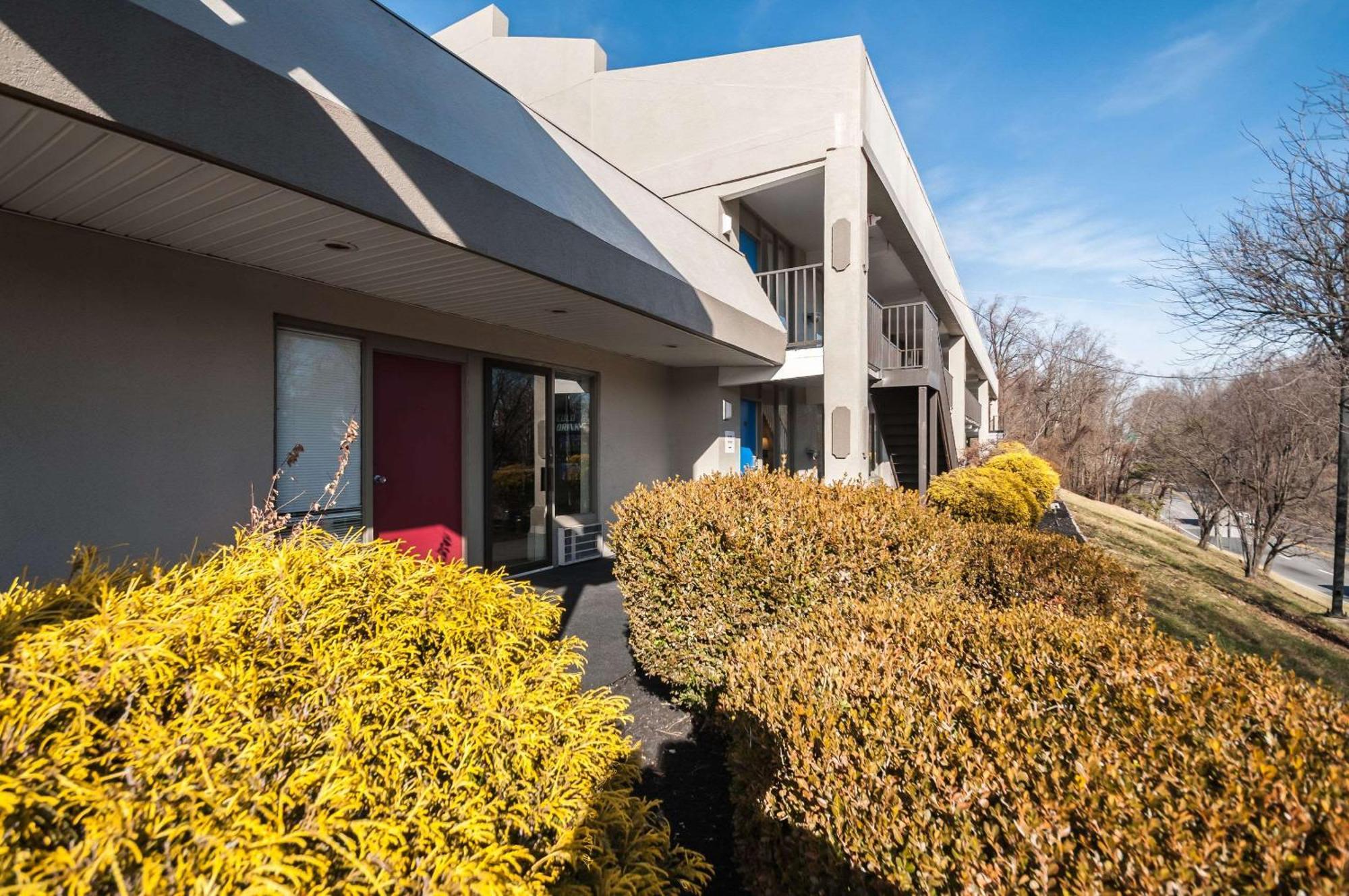 Where to Stay Near Jessup-Dorsey Park: 4 Budget Hotels