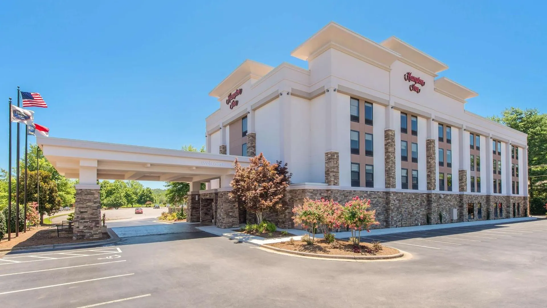 Where to Stay in North Carolina: 15 Best Hampton by Hilton Hotels