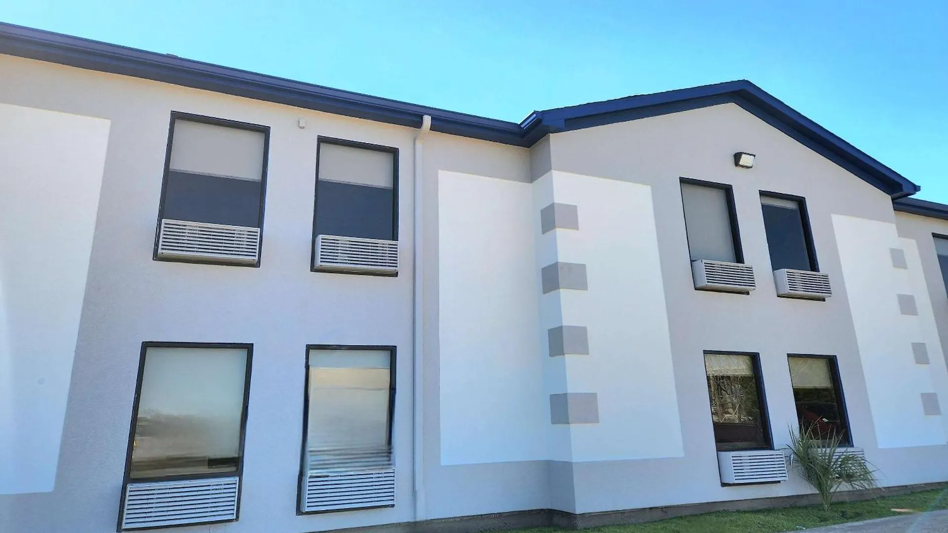 8 Budget Hotels in Acadiana That Deliver Real Value