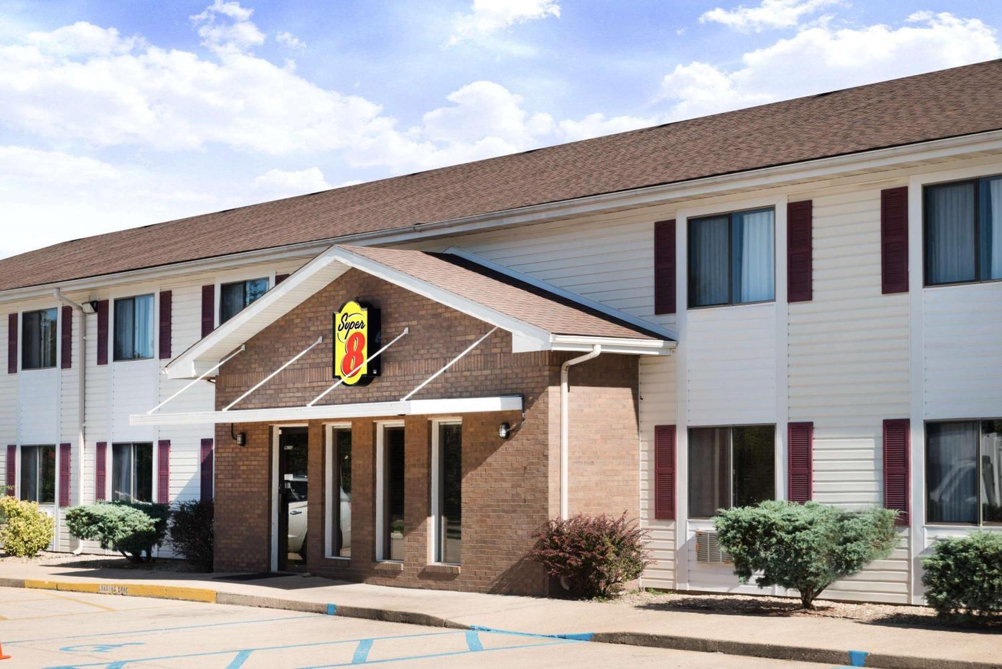 15 Best 2-Star Hotels in the Ozarks for Budget Travelers